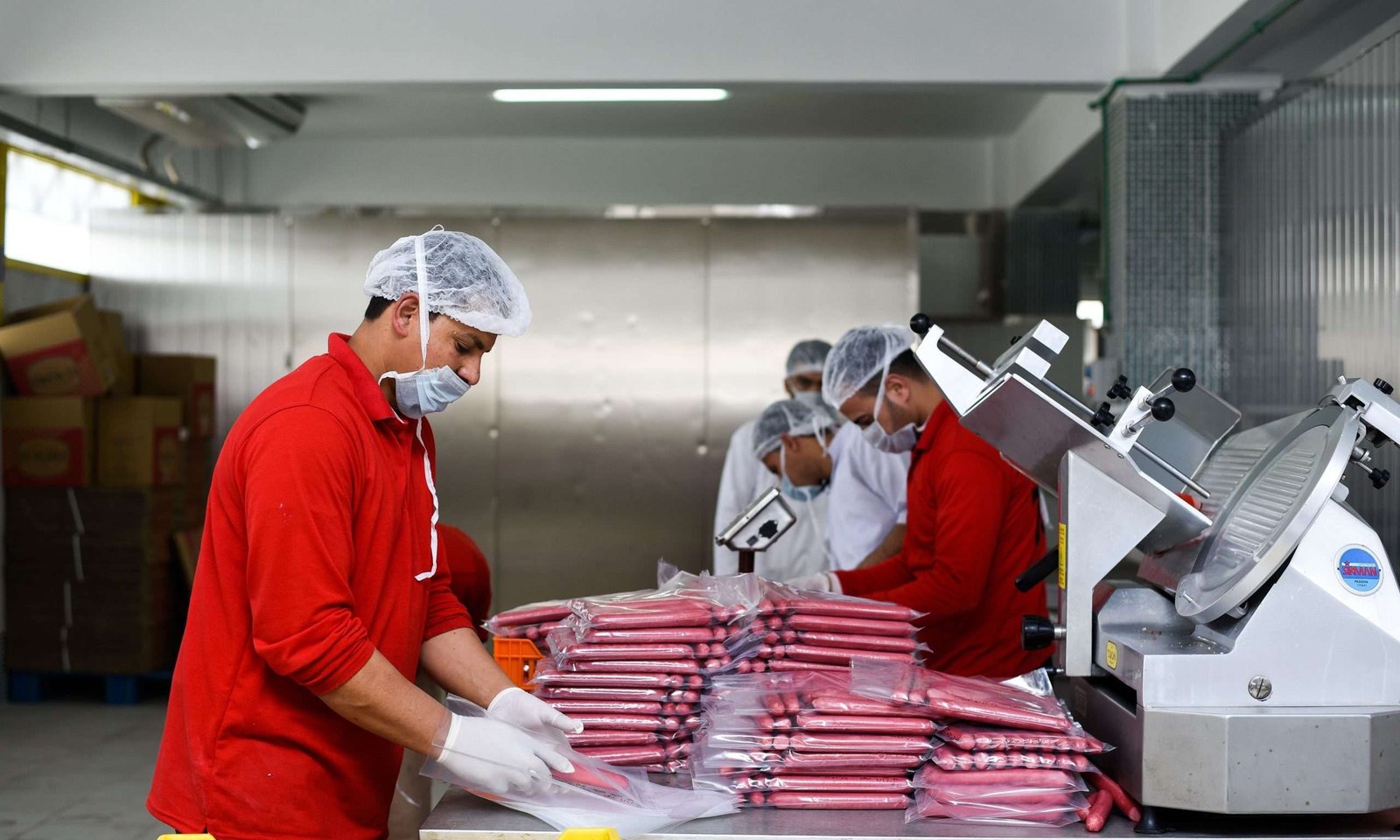 Packing hall — sausages and slicer line